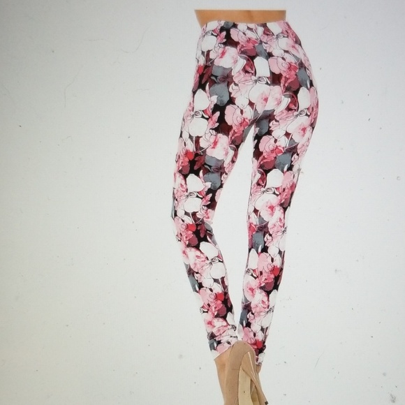 2/$25🌴Raspberry Rose Leggings - Picture 4 of 4